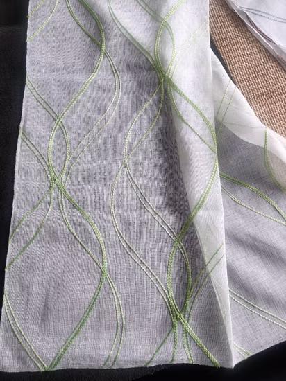 Вышитый дизайн Geomatry на прозрачной ткани для штор Dolly.